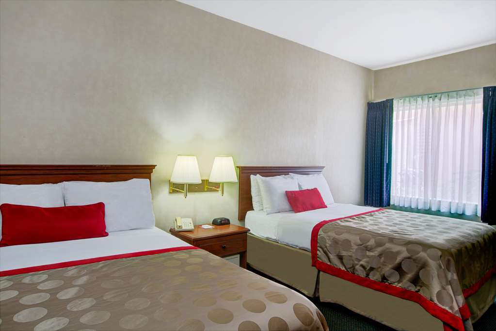 Super 8 By Wyndham Murfreesboro Bilik gambar